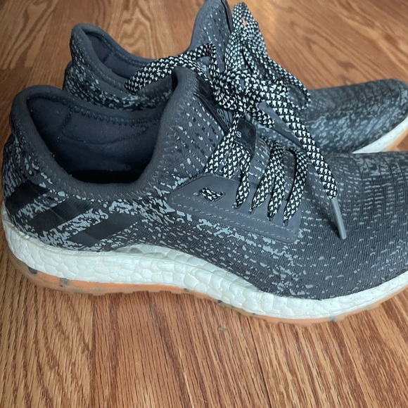 SOLD! Adidas Pureboost Grey Women Size 6 - Picture 2 of 6